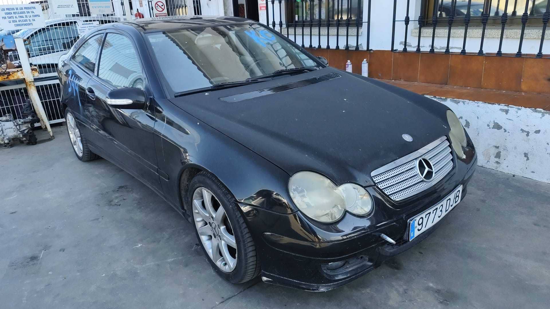 Mercedes-Benz C Sportcoupe (BM 203)(10.2000->)