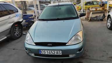 Ford Focus Berlina (CAK)