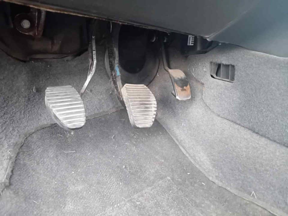 PEDAL ACELERADOR