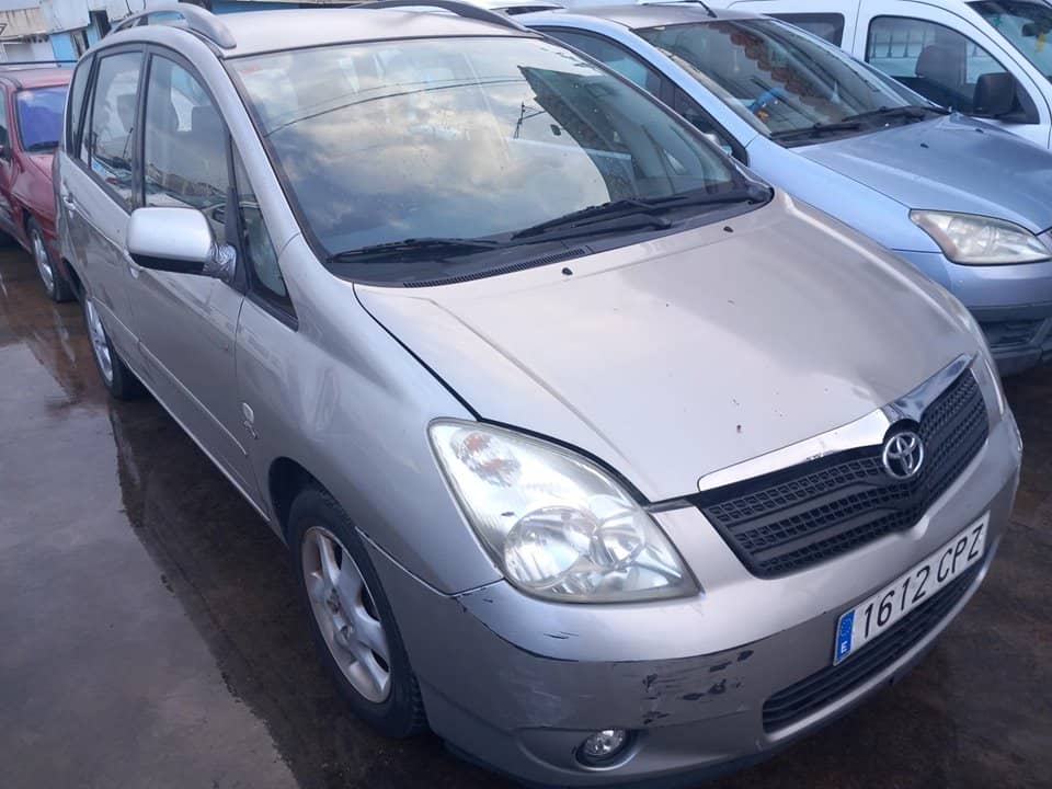 Toyota Corolla Verso (E12)(2002->)