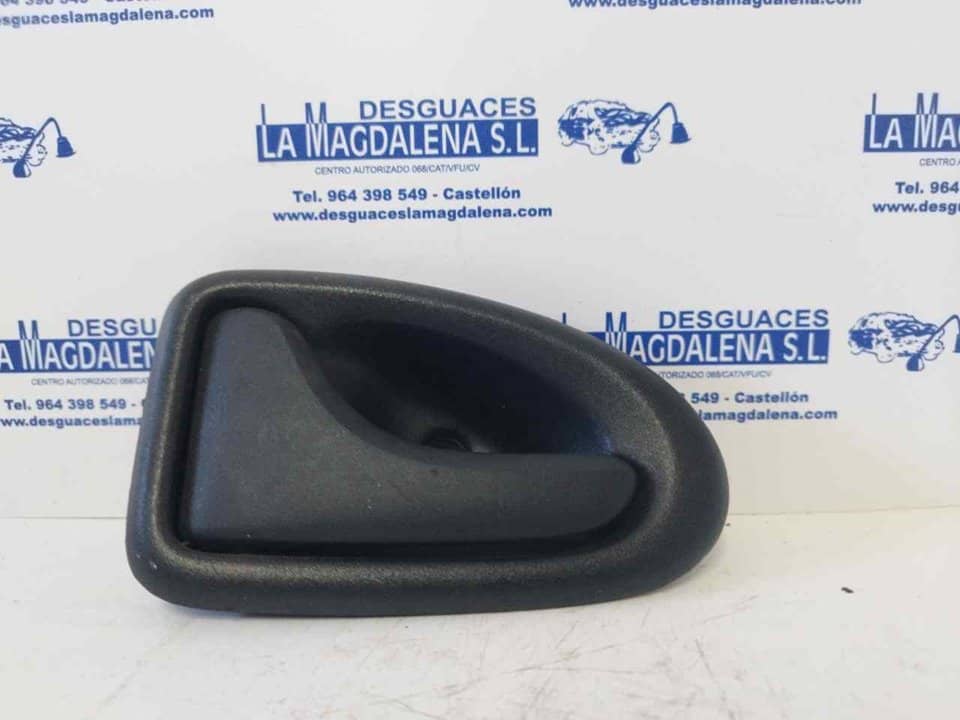 MANETA INTERIOR DELANTERA IZQUIERDA