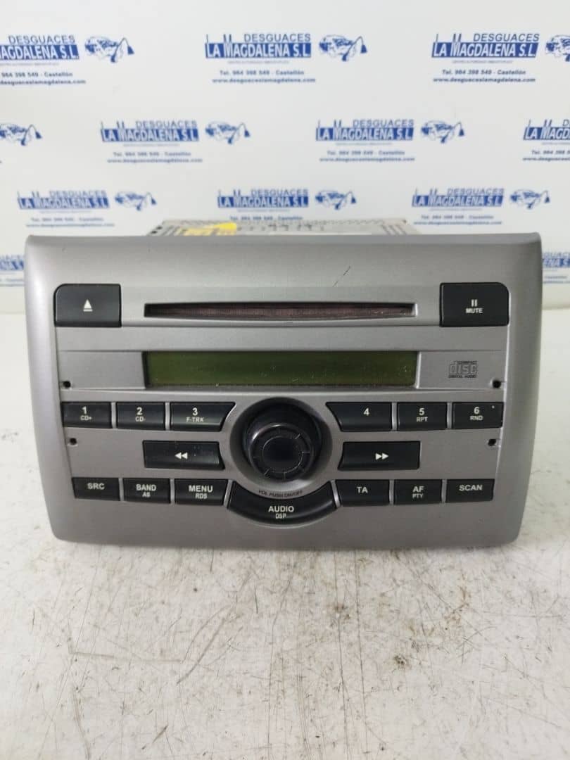 SISTEMA AUDIO / RADIO CD