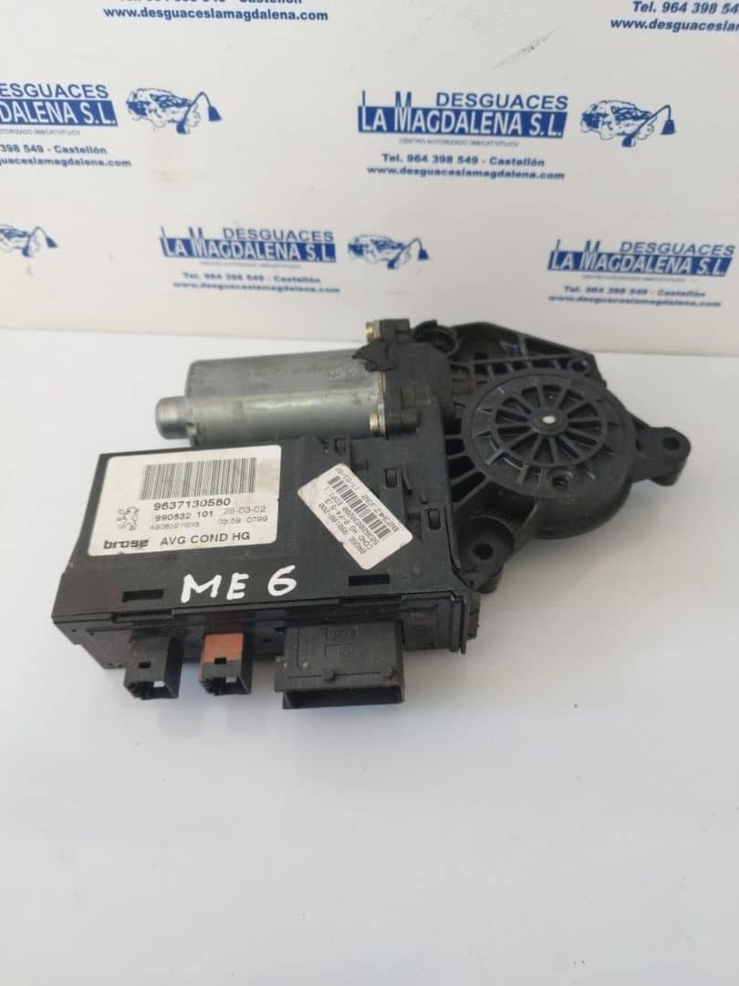 MOTOR ELEVALUNAS DELANTERO IZQUIERDO