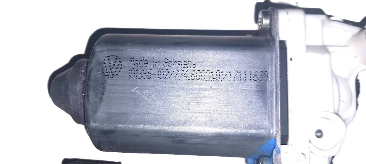 MOTOR ELEVALUNAS DELANTERO DERECHO