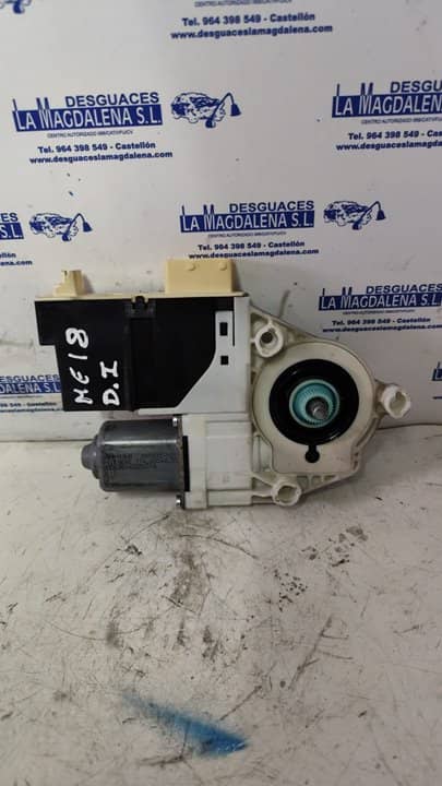 MOTOR ELEVALUNAS DELANTERO IZQUIERDO